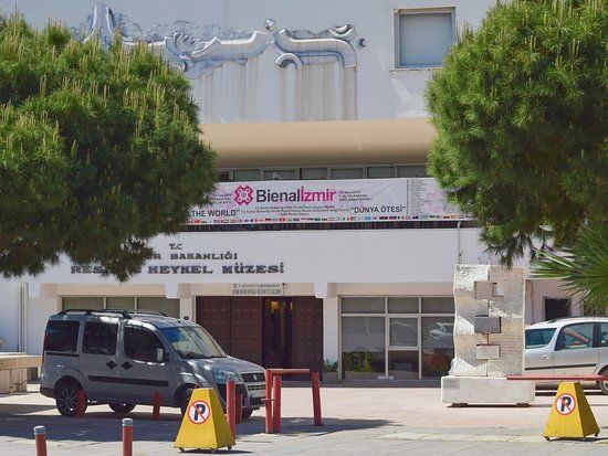 Izmir Art and Sculpture Museum